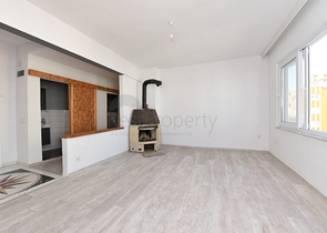 شقة للبيع قريبة من شاطئ كليوباترا - تصميم 2 غرفة وصالة 