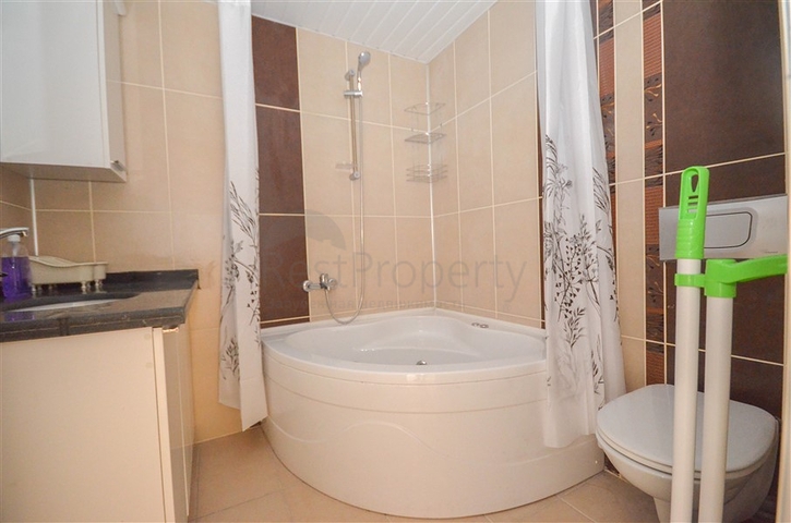 شارع بارباروس محمودلار - شقة 2 غرفة وصالة -مفروشة - في الانيا 