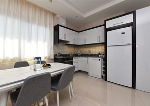 اطلالة على الفابة -شقة غرفة وصالة مفروشة -ضمن مجمع حديث في افسلار / الانيا 