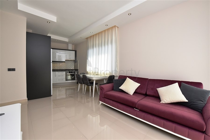 ضمن منطقة هادئة - شقة غرفة وصالة مفروشة - مجمع حديث - افسلار / الانيا 