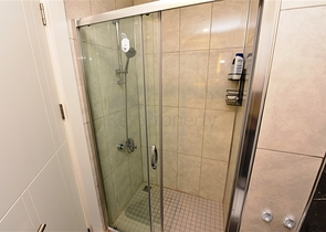 ضمن منطقة هادئة - شقة غرفة وصالة مفروشة - مجمع حديث - افسلار / الانيا 