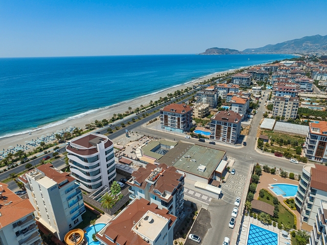 شقق اطلالة بحر مباشرة في الانيا - مجمع قيد الانشاء - في كاستل / الانيا 