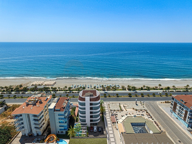 شقق اطلالة بحر مباشرة في الانيا - مجمع قيد الانشاء - في كاستل / الانيا 