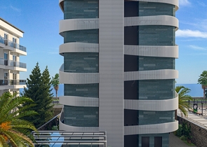 شقق اطلالة بحر مباشرة في الانيا - مجمع قيد الانشاء - في كاستل / الانيا 