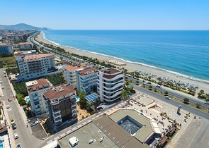 شقق اطلالة بحر مباشرة في الانيا - مجمع قيد الانشاء - في كاستل / الانيا 