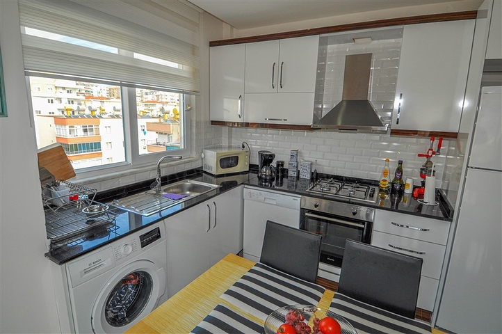 شقة اطلالة بحر في محمودلار - غرفة وصالة مفروشة - في مدينة الانيا 