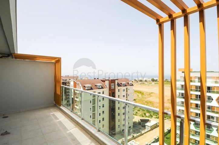 مجمع عصري بخيارات متعددة في ألانيا 