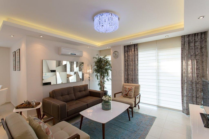 مجمع عصري بخيارات متعددة في ألانيا 