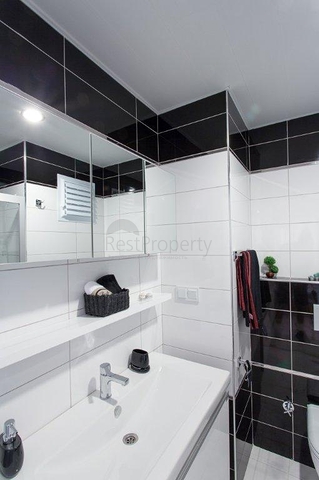 مجمع عصري بخيارات متعددة في ألانيا 