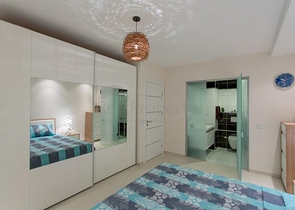 مجمع عصري بخيارات متعددة في ألانيا 