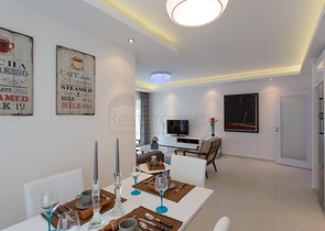 مجمع عصري بخيارات متعددة في ألانيا 