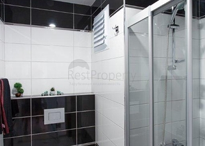 مجمع عصري بخيارات متعددة في ألانيا 