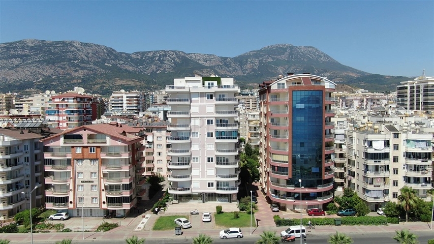 شقة اطلالة بحر في محمودلار - تصميم 2 غرفة وصالة -مفروشة -مباشرة على البحر - محمودلار / الانيا 