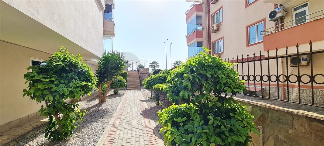 شقة اطلالة بحر في محمودلار - تصميم 2 غرفة وصالة -مفروشة -مباشرة على البحر - محمودلار / الانيا 