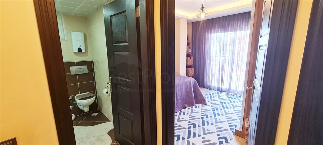 شقة اطلالة بحر في محمودلار - تصميم 2 غرفة وصالة -مفروشة -مباشرة على البحر - محمودلار / الانيا 