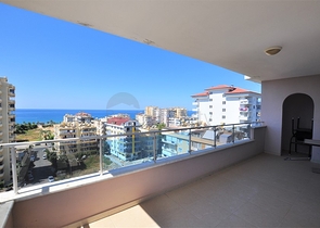 اطلالة بحر - شقة غرفة وصالة مفروشة -في محمودلار / الانيا 