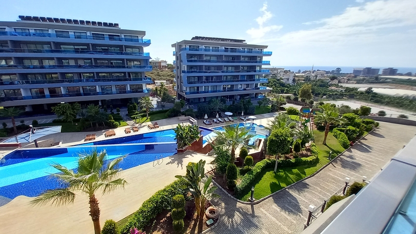 شقق فاخرة للبيع في الانيا - غرفة وصالة مفروشة -ضمن مجمع 5 نجوم -في كارجيجاك / الانيا 