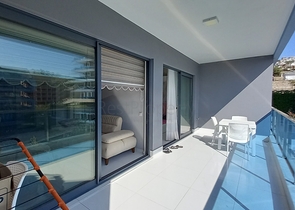 شقق فاخرة للبيع في الانيا - غرفة وصالة مفروشة -ضمن مجمع 5 نجوم -في كارجيجاك / الانيا 