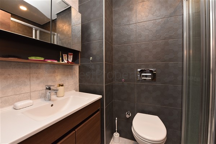 شقق فاخرة للبيع في الانيا - تصميم 1+1 -ضمن مجمع حديث في محمودلار 