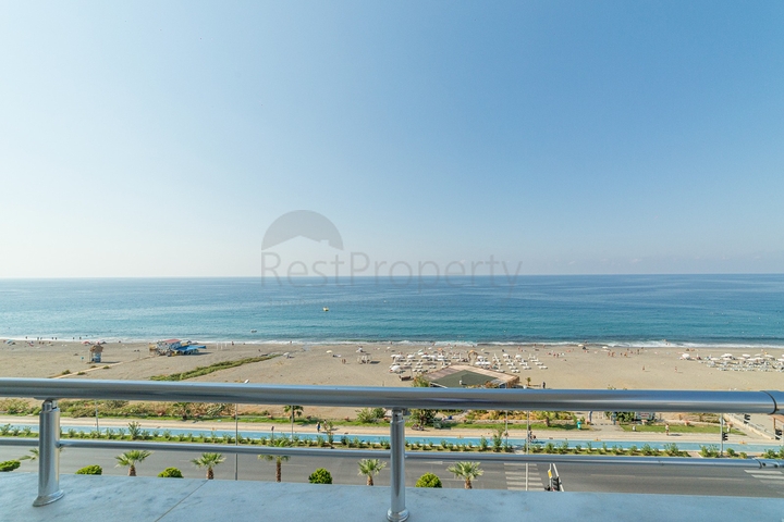 شقق على البحر في الانيا - غرفتين وصالة -مفروشة - ضمن مجمع على البحر مباشرة -في محمودلار / الانيا 