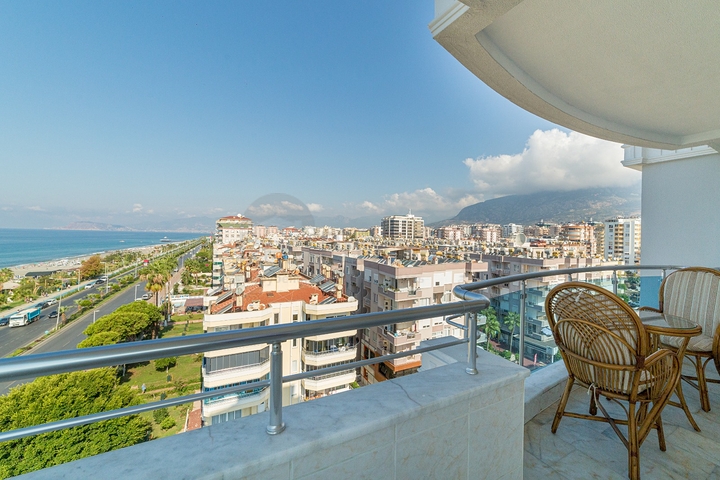 شقق على البحر في الانيا - غرفتين وصالة -مفروشة - ضمن مجمع على البحر مباشرة -في محمودلار / الانيا 