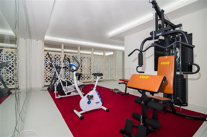 شقة فاخرة قريبة من البحر -تصميم 2 غرفة وصالة -في محمودلار / الانيا 