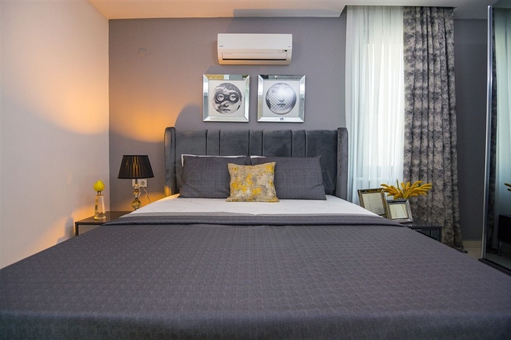 شقة فاخرة قريبة من البحر -تصميم 2 غرفة وصالة -في محمودلار / الانيا 