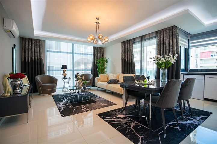 شقة فاخرة قريبة من البحر -تصميم 2 غرفة وصالة -في محمودلار / الانيا 