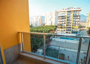 شقق للبيع في محمودلار - غرفتين وصالة - مطبخ منفصل -مجمع فاخر -في محمودلار / الانيا 