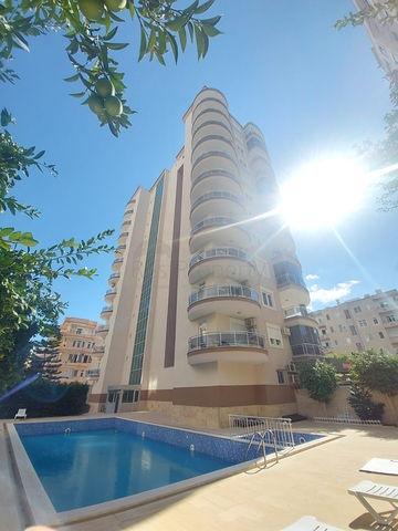 شقة على شارع بارباروس في محمودلار- تصميم 2 غرفة وصالة مع الاثاث -في محمودلار / الانيا 