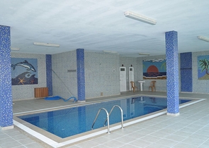 شقق اطلالة بحر في محمودلار- غرفتين وصالة -مفروشة -ضمن مجمع سكني -في محمودلار / الانيا 