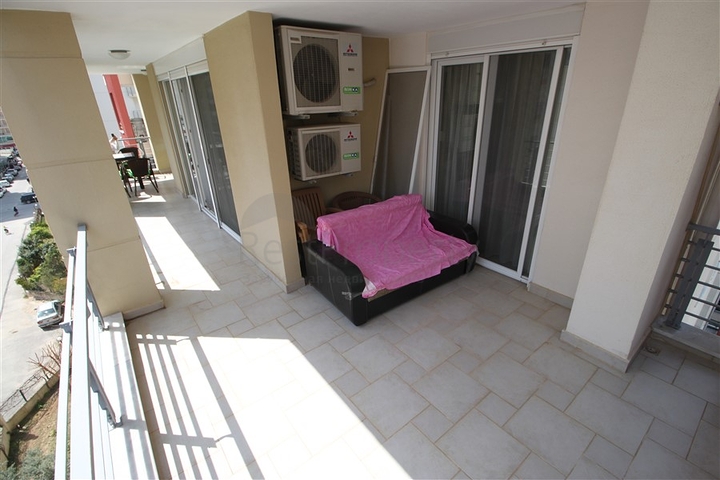 شقق واسعة في الانيا -تصميم 2 غرفة وصالة -قريبة من البحر والخدمات -في محمودلار / الانيا 