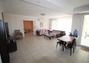 شقق واسعة في الانيا -تصميم 2 غرفة وصالة -قريبة من البحر والخدمات -في محمودلار / الانيا 