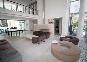 شقق واسعة في الانيا -تصميم 2 غرفة وصالة -قريبة من البحر والخدمات -في محمودلار / الانيا 