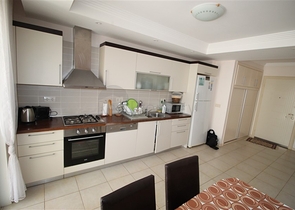 شقق واسعة في الانيا -تصميم 2 غرفة وصالة -قريبة من البحر والخدمات -في محمودلار / الانيا 