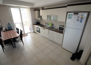 شقق واسعة في الانيا -تصميم 2 غرفة وصالة -قريبة من البحر والخدمات -في محمودلار / الانيا 