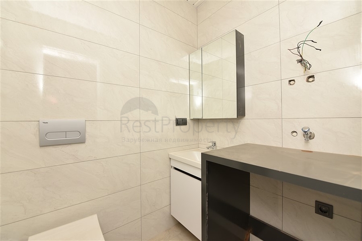 شقة غرفة وصالة بسعر مناسب - ضمن مجمع جديد في اوبا / الانيا 