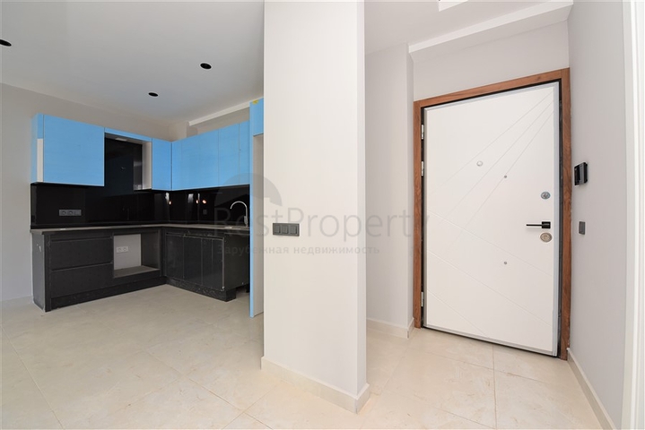 شقة غرفة وصالة بسعر مناسب - ضمن مجمع جديد في اوبا / الانيا 