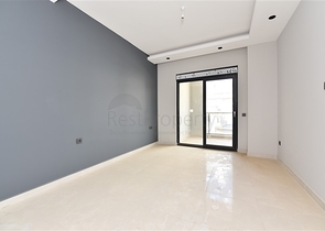 شقة غرفة وصالة بسعر مناسب - ضمن مجمع جديد في اوبا / الانيا 