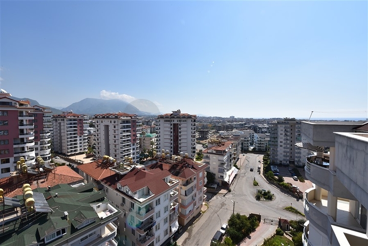 دوبلكس عائلية واسعة في الانيا -تصميم 1+4 مع الاثاث  -في جيكجلي / الانيا 