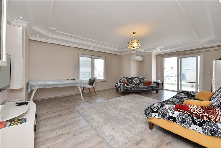 دوبلكس عائلية واسعة في الانيا -تصميم 1+4 مع الاثاث  -في جيكجلي / الانيا 