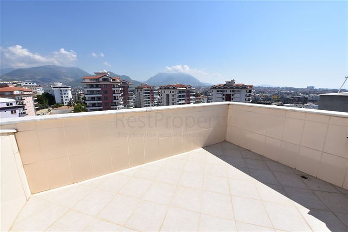 دوبلكس عائلية واسعة في الانيا -تصميم 1+4 مع الاثاث  -في جيكجلي / الانيا 