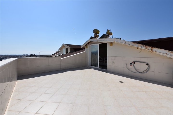 دوبلكس عائلية واسعة في الانيا -تصميم 1+4 مع الاثاث  -في جيكجلي / الانيا 