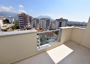 دوبلكس عائلية واسعة في الانيا -تصميم 1+4 مع الاثاث  -في جيكجلي / الانيا 