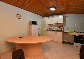 دوبلكس عائلية واسعة في الانيا -تصميم 1+4 مع الاثاث  -في جيكجلي / الانيا 