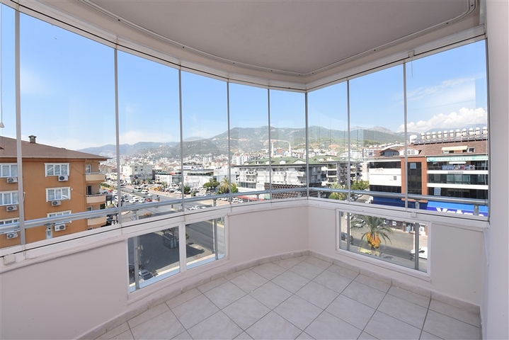 شقق واسعة في الانيا - تصميم 3 غرف وصالة -في منطقة اوبا / الانيا 