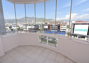 شقق واسعة في الانيا - تصميم 3 غرف وصالة -في منطقة اوبا / الانيا 