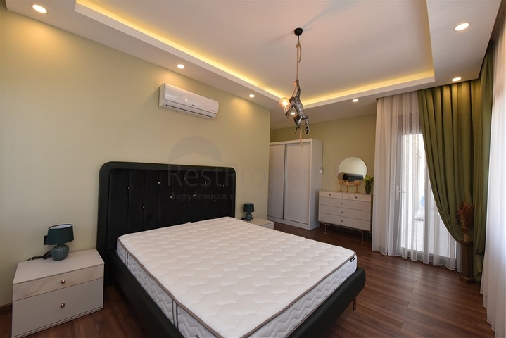 شقة واسعة في الانيا - 3 غرف نوم وصالة -ضمن مجمع فاخر -في كاستل / الانيا 