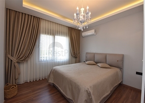 شقة واسعة في الانيا - 3 غرف نوم وصالة -ضمن مجمع فاخر -في كاستل / الانيا 