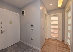 شقة واسعة في الانيا - 3 غرف نوم وصالة -ضمن مجمع فاخر -في كاستل / الانيا 